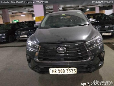 Buy TOYOTA INNOVA CRYSTA 2.4D Z on Ayvens Carmarket