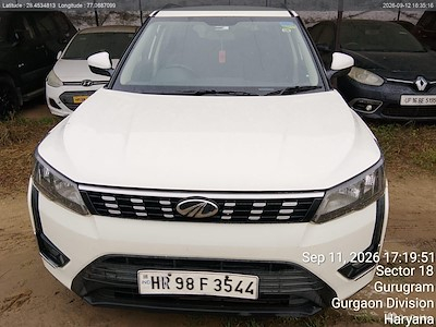 Kup MAHINDRA XUV300 1.2 W6 AMT na Ayvens Carmarket