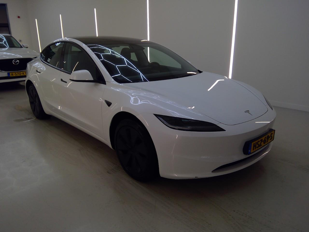 Foto 6 van Tesla Model 3