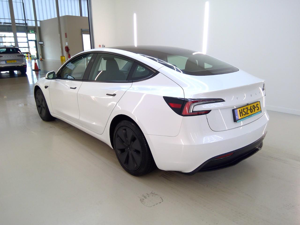Foto 7 van Tesla Model 3