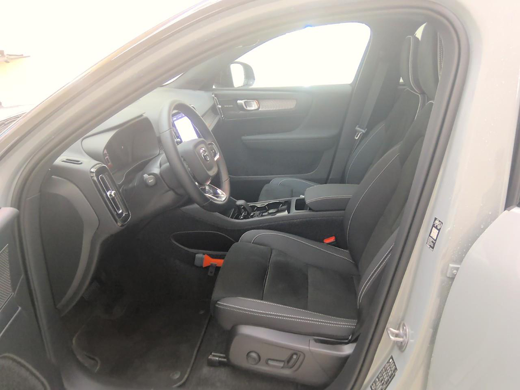 Foto 14 van Volvo EX40