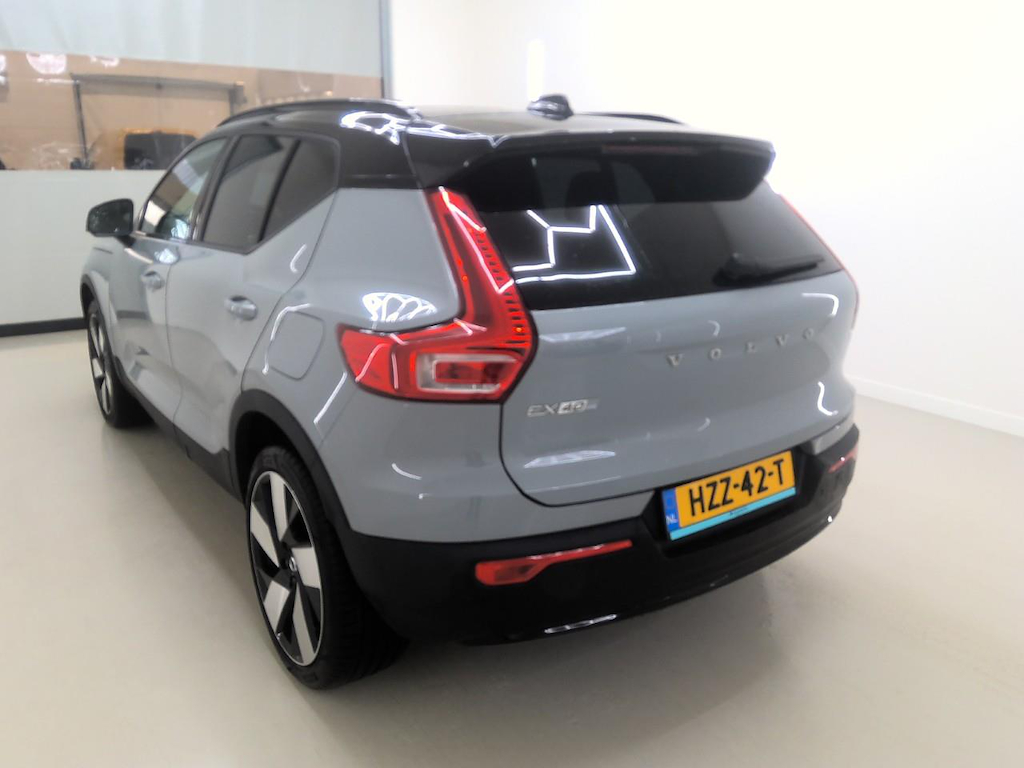 Foto 10 van Volvo EX40