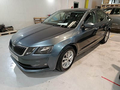 Buy SKODA OCTAVIA on Ayvens Carmarket