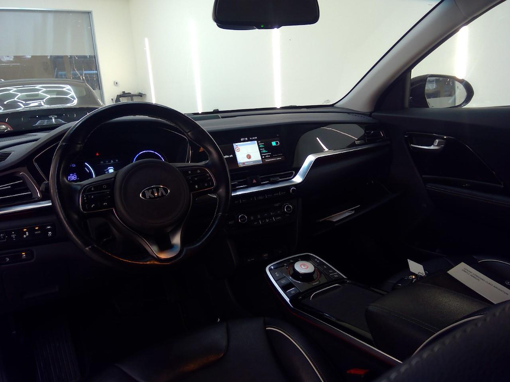 Foto 9 van Kia Niro