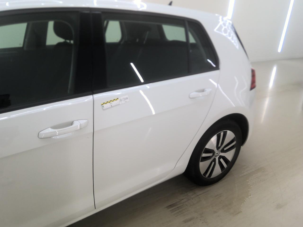 Foto 26 van Volkswagen E-Golf