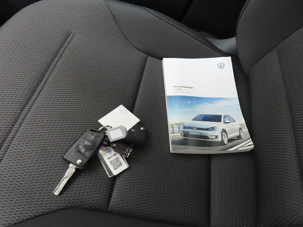 Foto 21 van Volkswagen E-Golf
