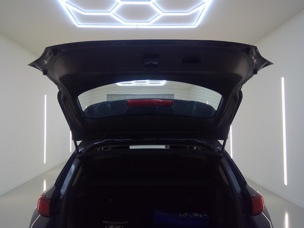Foto 25 van Hyundai Kona