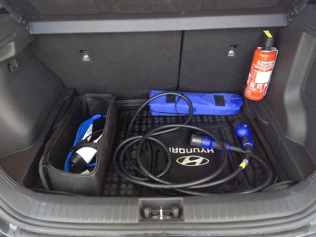 Foto 12 van Hyundai Kona