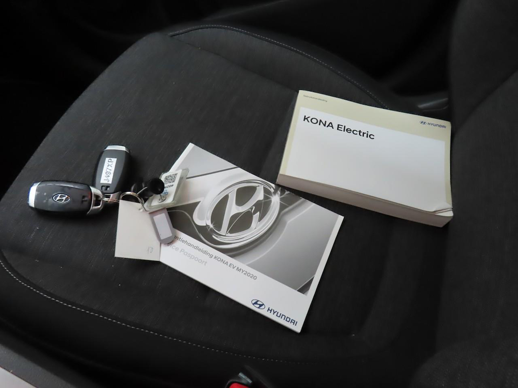 Foto 15 van Hyundai Kona