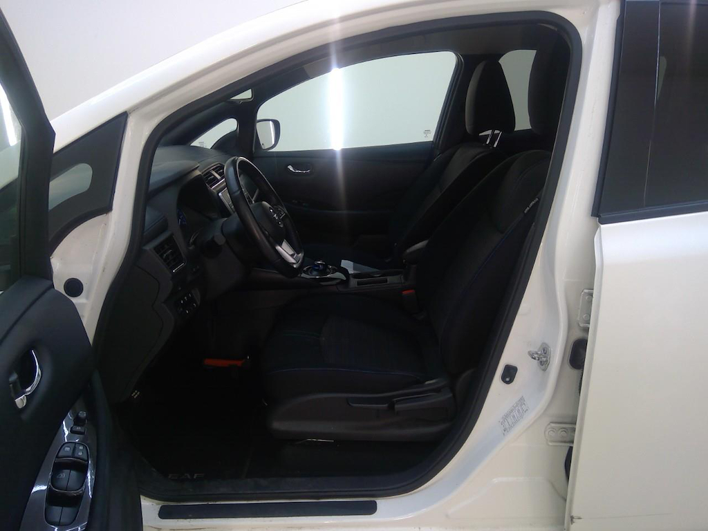 Foto 7 van Nissan Leaf