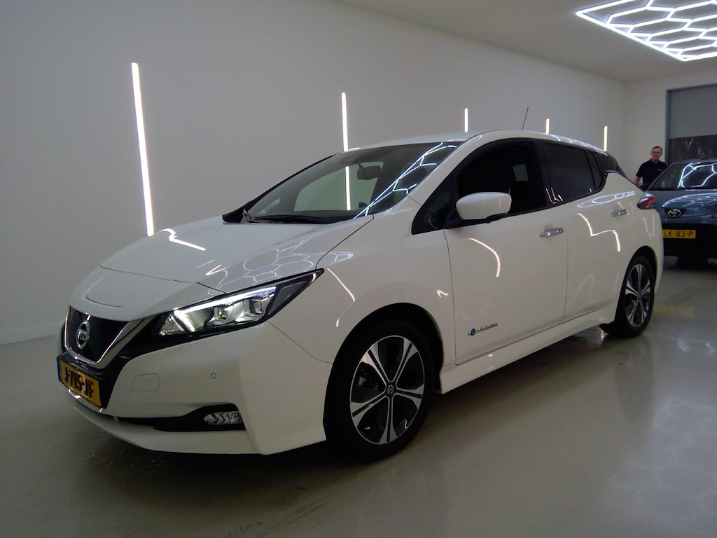 Foto 2 van Nissan Leaf