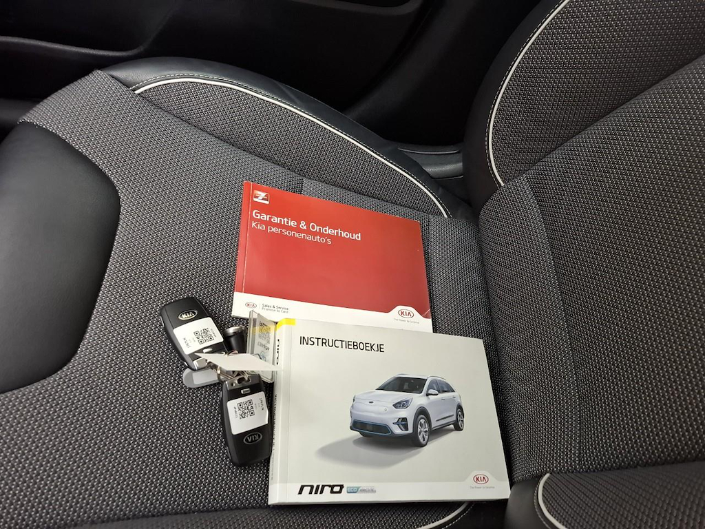 Foto 14 van Kia Niro