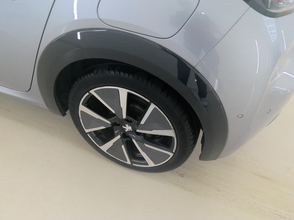 Foto 30 van Peugeot E-208