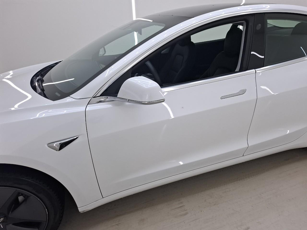 Foto 27 van Tesla Model 3