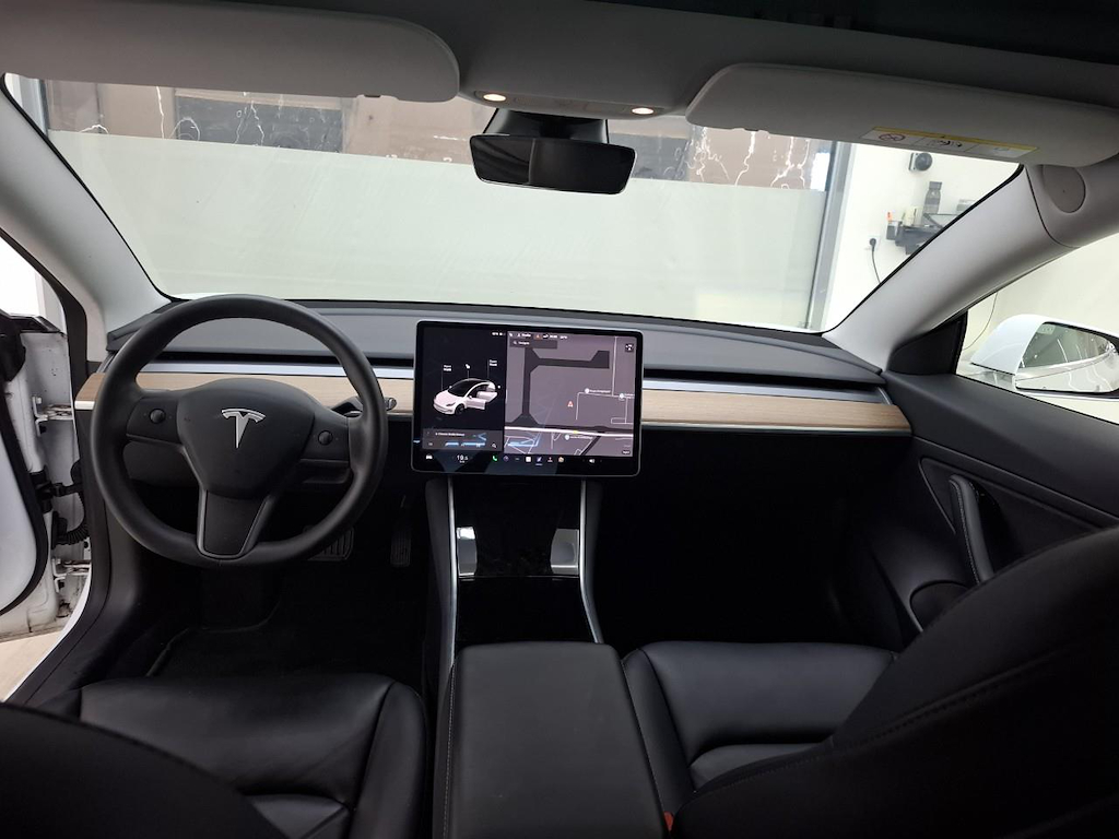 Foto 5 van Tesla Model 3