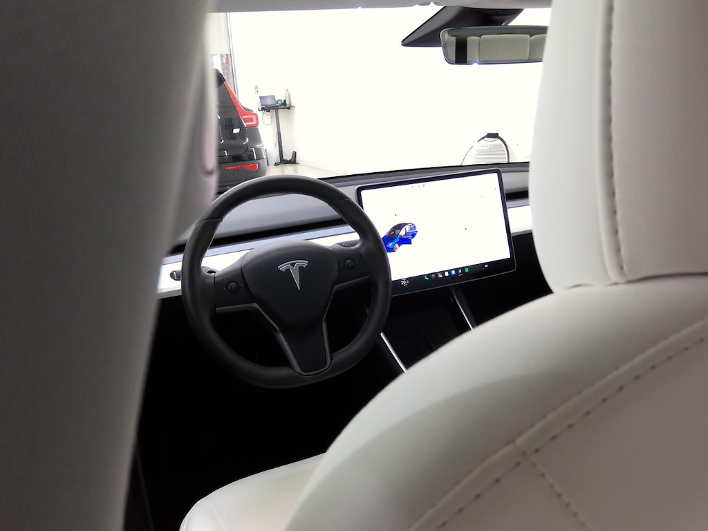 Foto 4 van Tesla Model 3