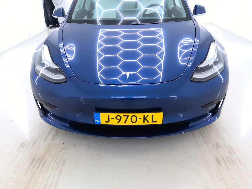 Foto 32 van Tesla Model 3