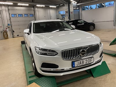Buy VOLVO V90 on Ayvens Carmarket
