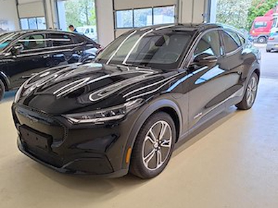 Kaufe FORD MUSTANG MACH-E 76KWH STANDARD  bei Ayvens Carmarket