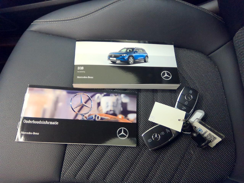 Foto 17 van Mercedes EQB