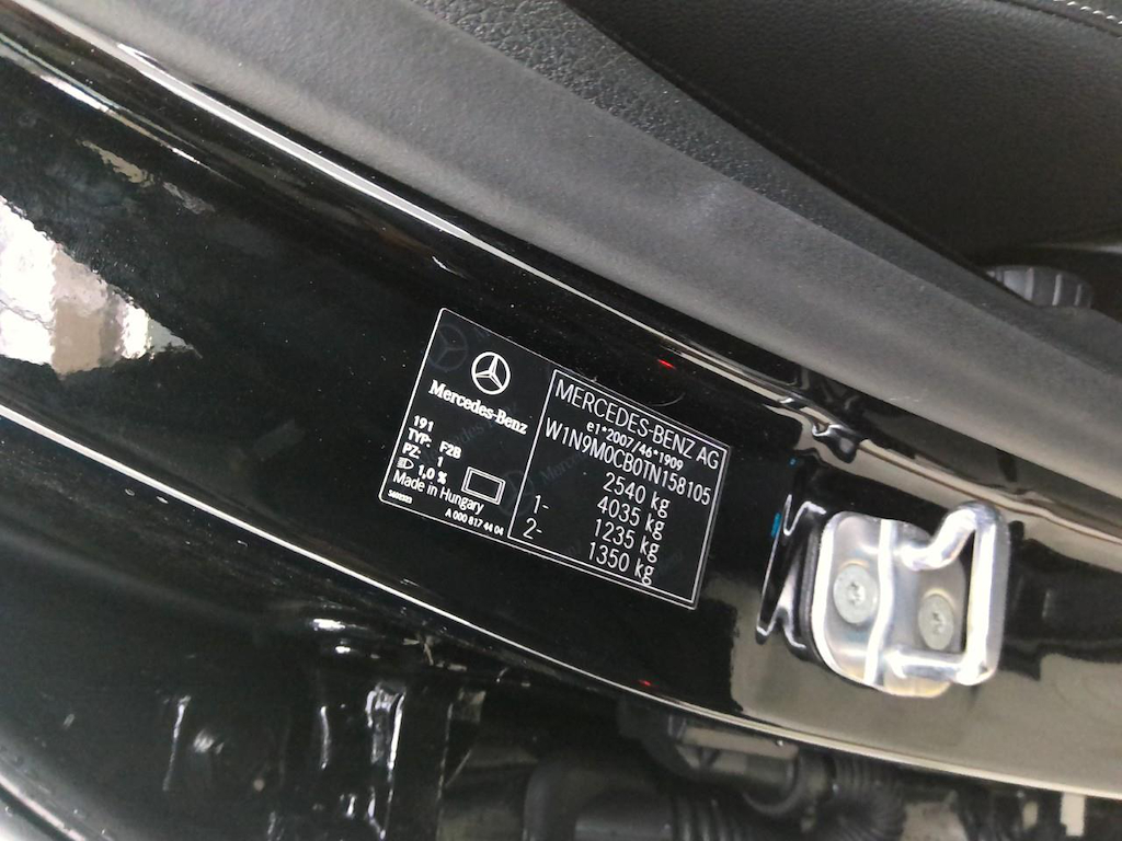 Foto 22 van Mercedes EQB