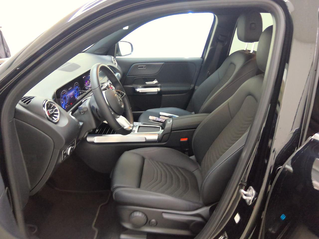 Foto 8 van Mercedes EQB