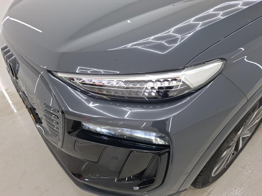 Foto 16 van Audi Q6 sportback e-tron