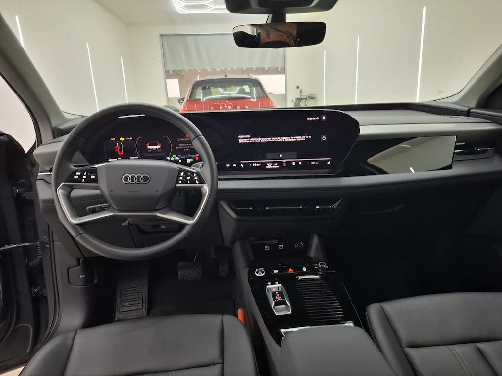 Foto 3 van Audi Q6 sportback e-tron