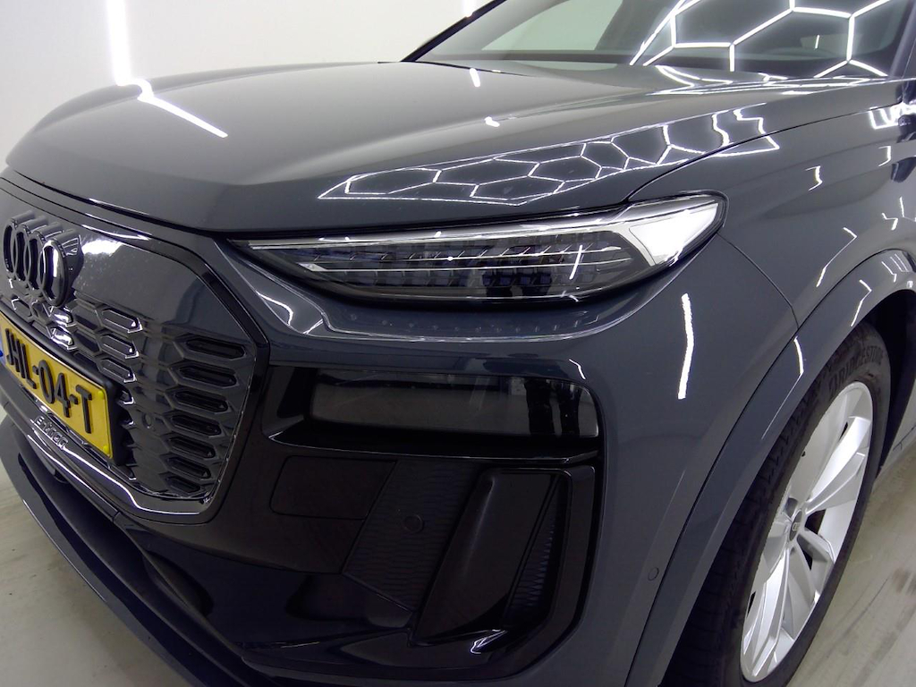 Foto 16 van Audi Q6 sportback e-tron