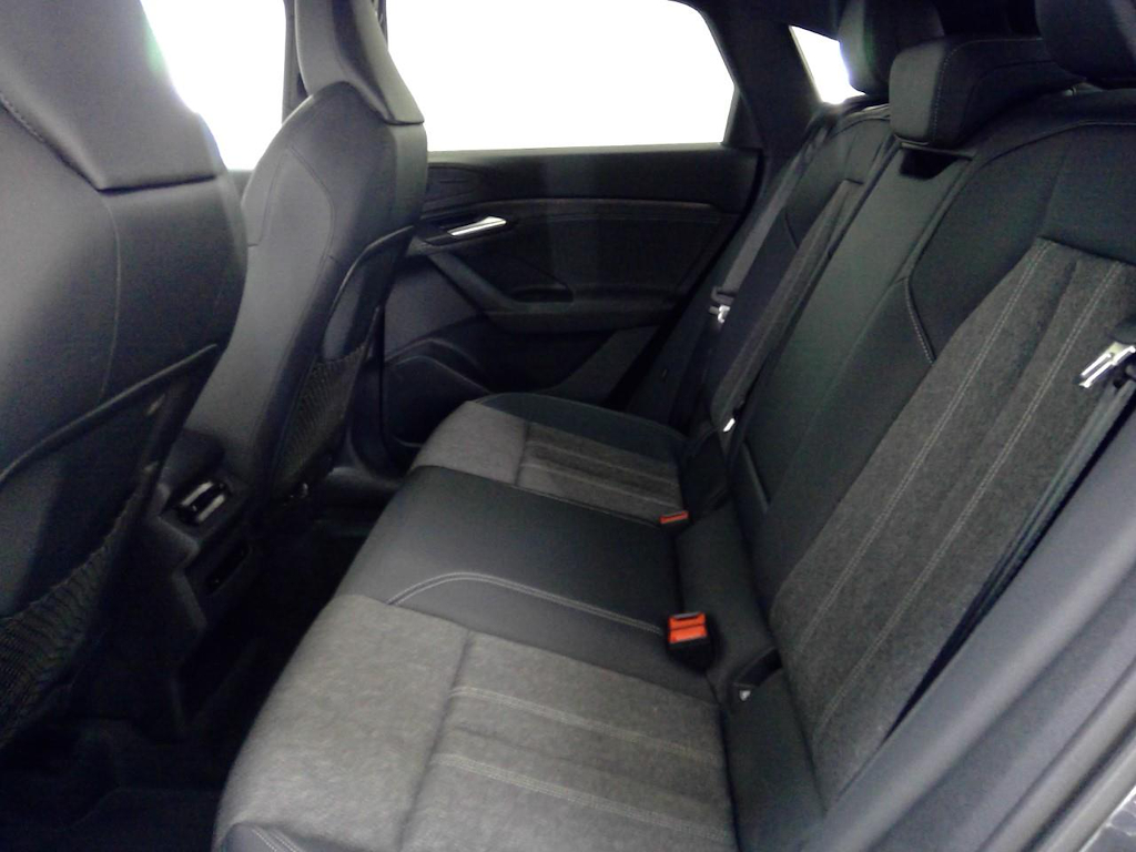 Foto 8 van Audi Q6 sportback e-tron