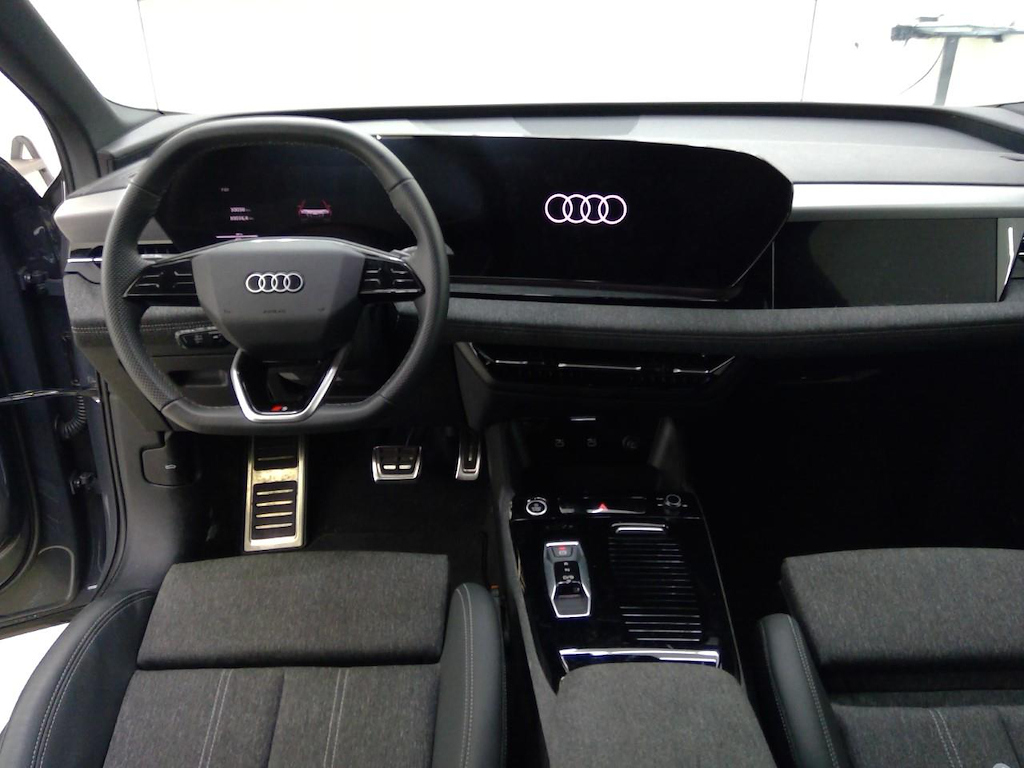 Foto 9 van Audi Q6 sportback e-tron