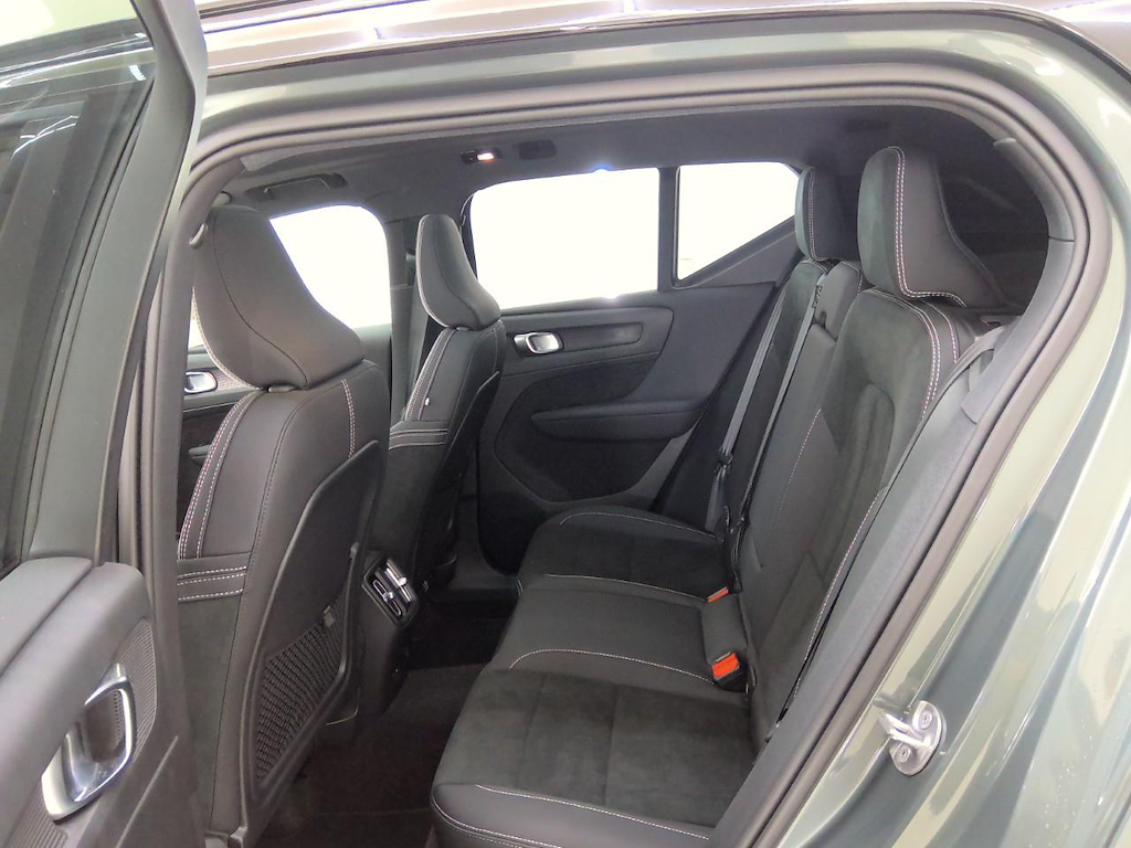 Foto 8 van Volvo EX40