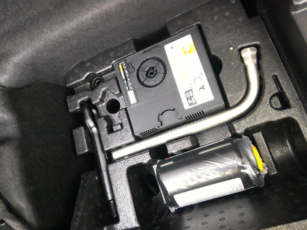 Foto 10 van Audi A6 Avant e-tron