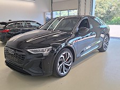 Kaufe AUDI Q8 SPORTBACK E-TRON 114KWH 55  bei Ayvens Carmarket