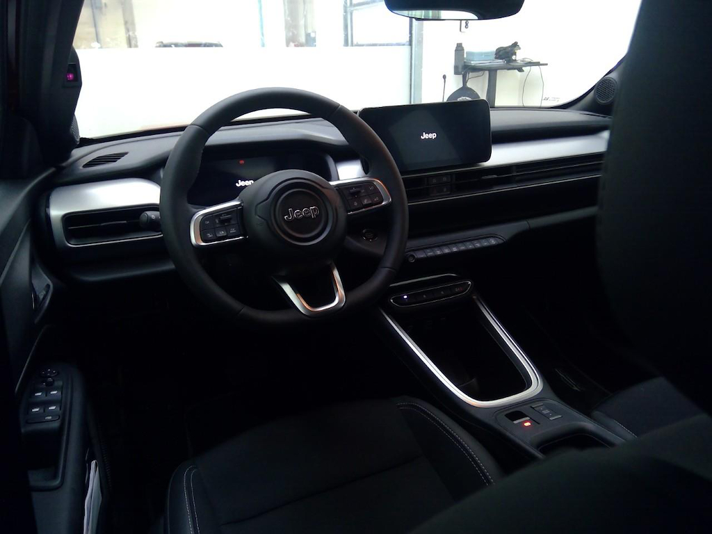 Foto 3 van Jeep Avenger