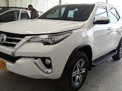 Buy TOYOTA FORTUNER  2.7L TP 27 on Ayvens Carmarket