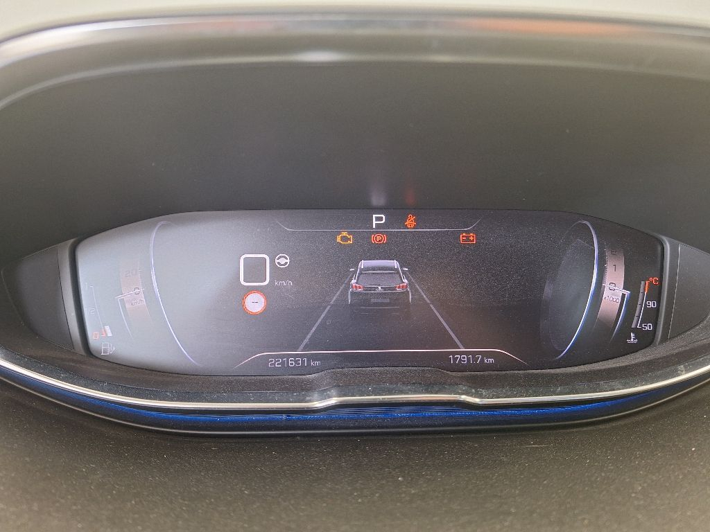 Peugeot 5008 1.5 BLUEHDI AUTO 130CV GT Pack, GPS, PDC, Panoramic Roof, Pack Leather 'Nappa'