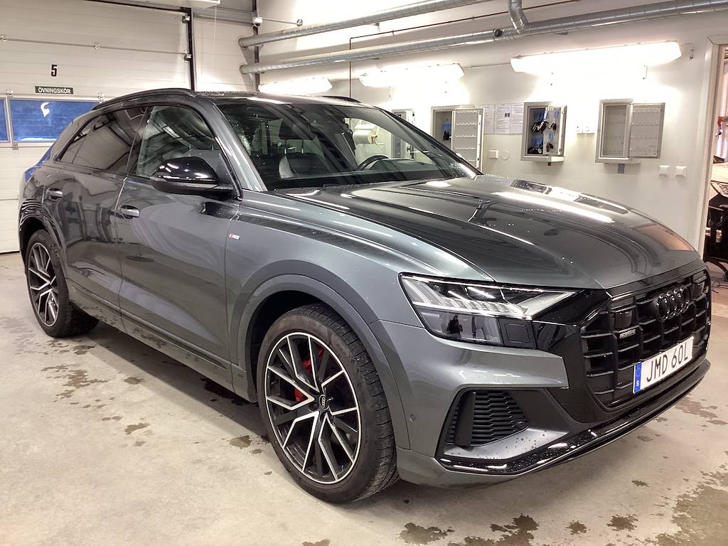 Audi Q8 60 TFSI e quattro 462hk S Line Drag Läder Pano B&O