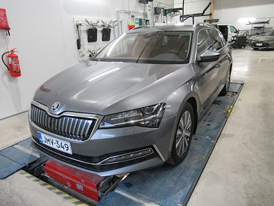 Compra SKODA SUPERB en Ayvens Carmarket