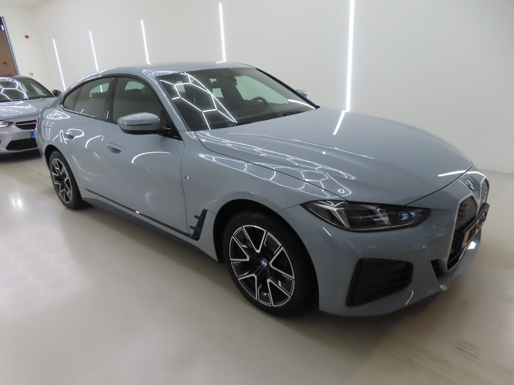 Foto 4 van BMW i4