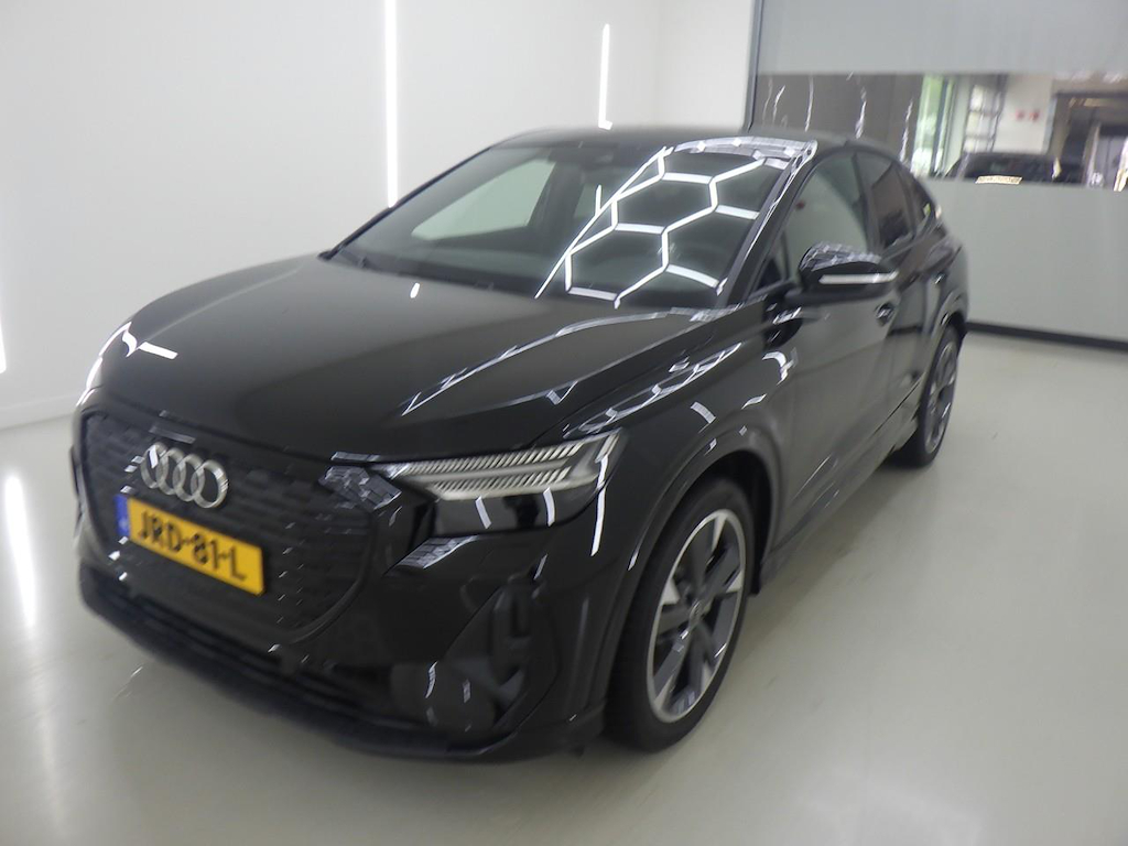 Foto 3 van Audi Q4 Sportback e-tron
