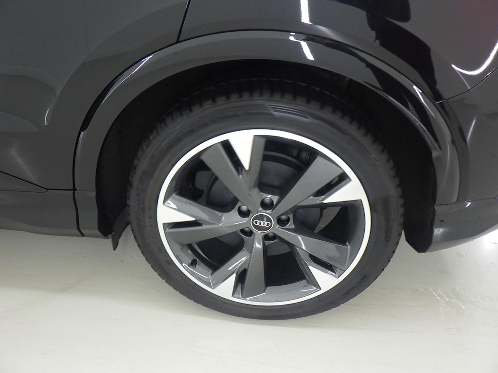 Foto 22 van Audi Q4 Sportback e-tron