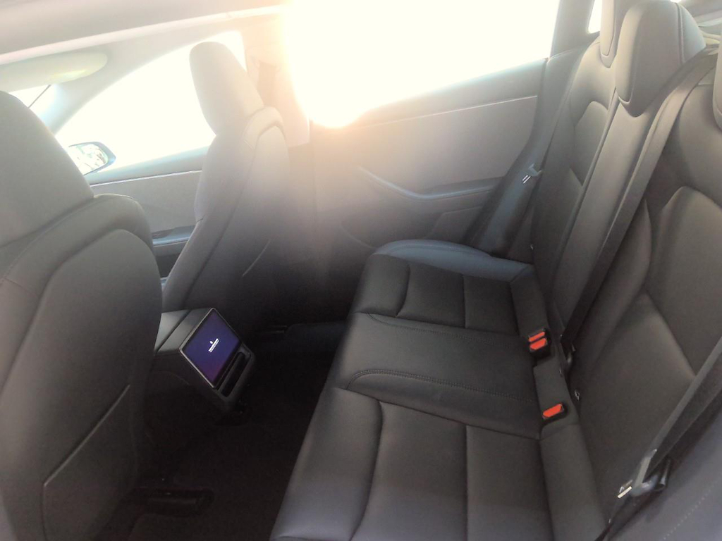 Foto 18 van Tesla Model 3