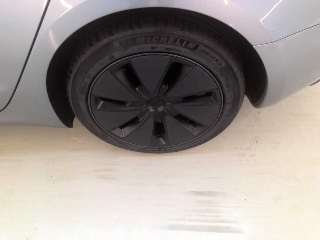 Foto 46 van Tesla Model 3