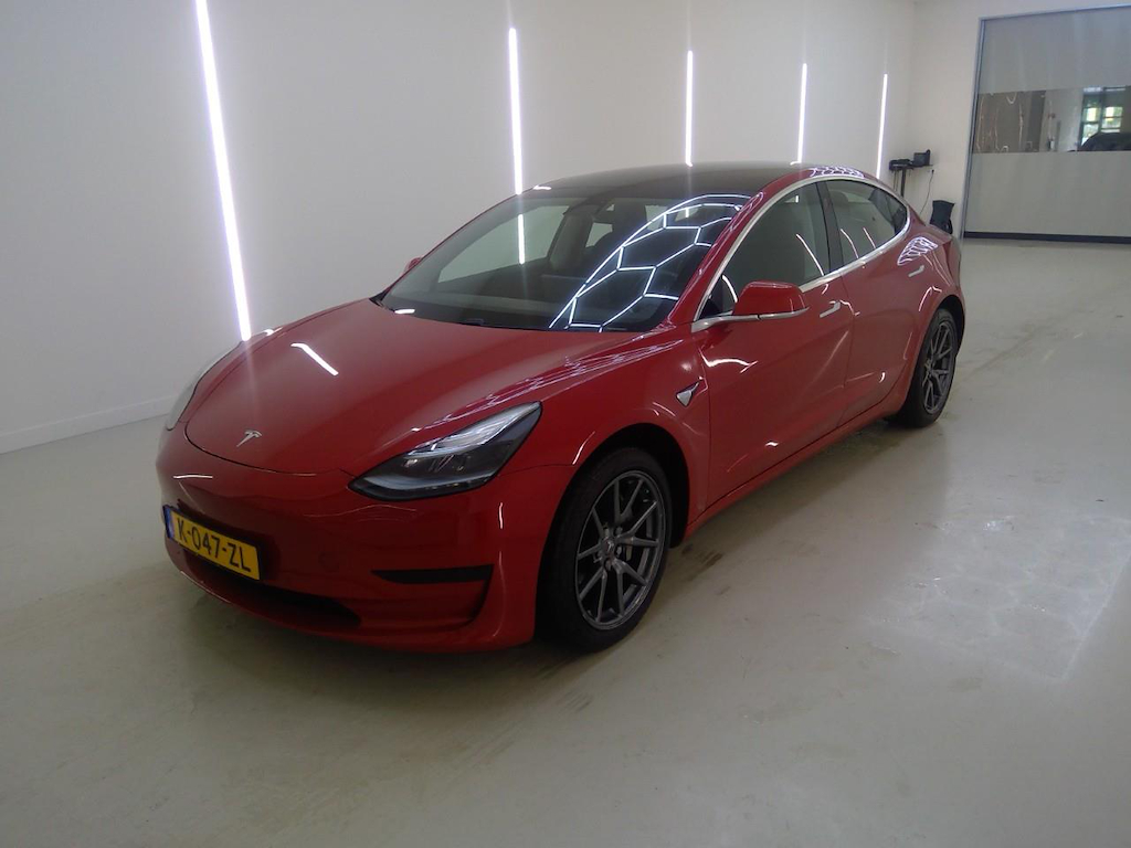 Foto 2 van Tesla Model 3