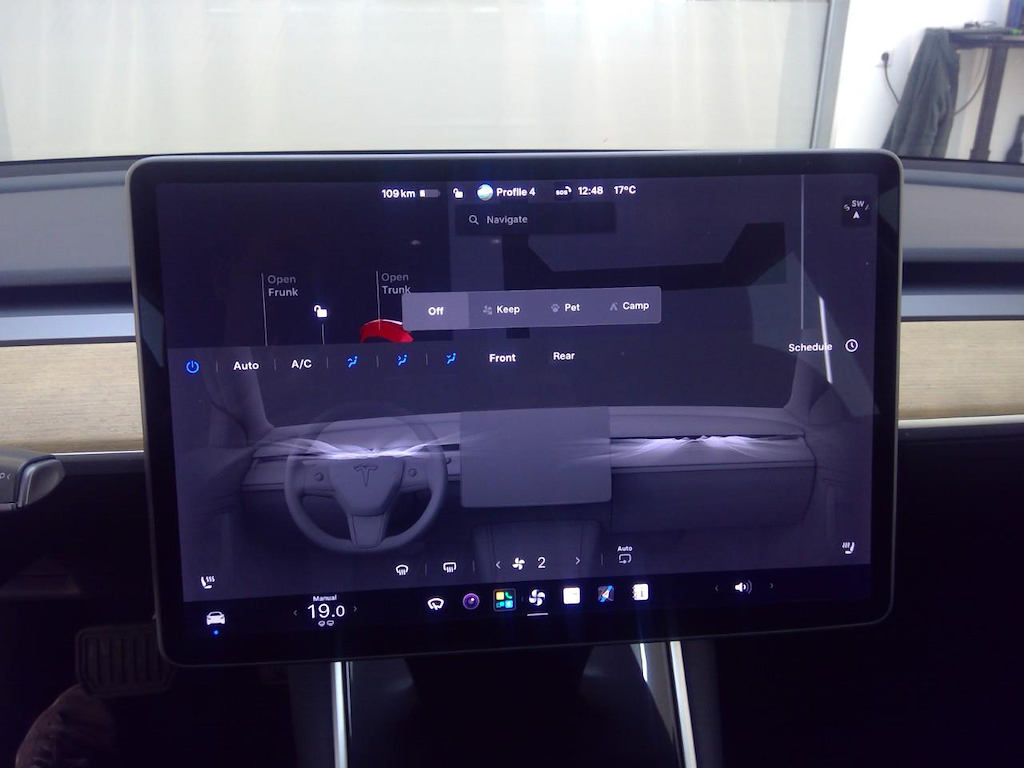 Foto 18 van Tesla Model 3