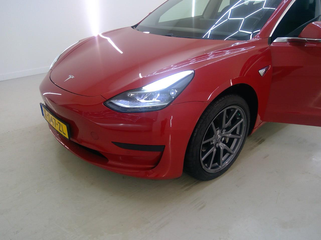Foto 24 van Tesla Model 3