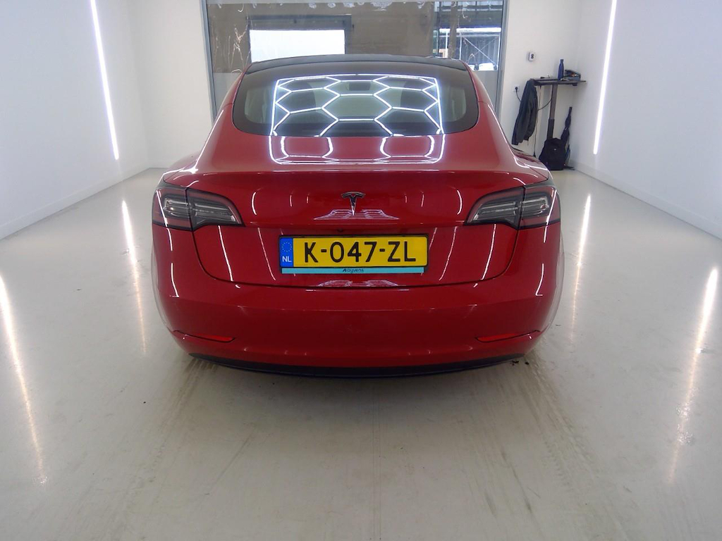 Foto 35 van Tesla Model 3