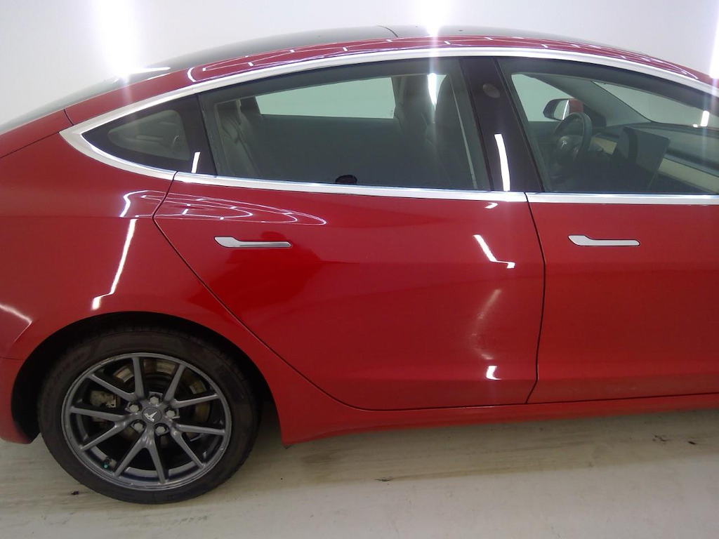 Foto 38 van Tesla Model 3