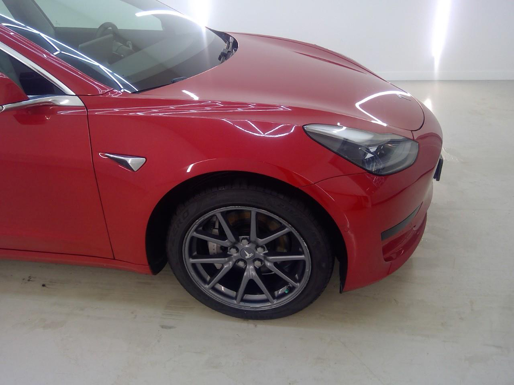 Foto 43 van Tesla Model 3